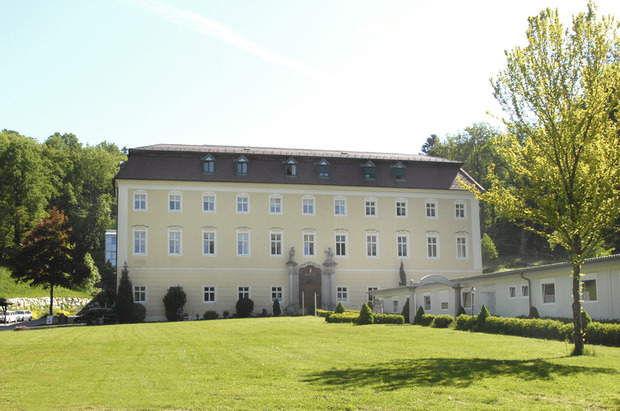 Landespflege- und Betreuungszentrum Schloss Haus